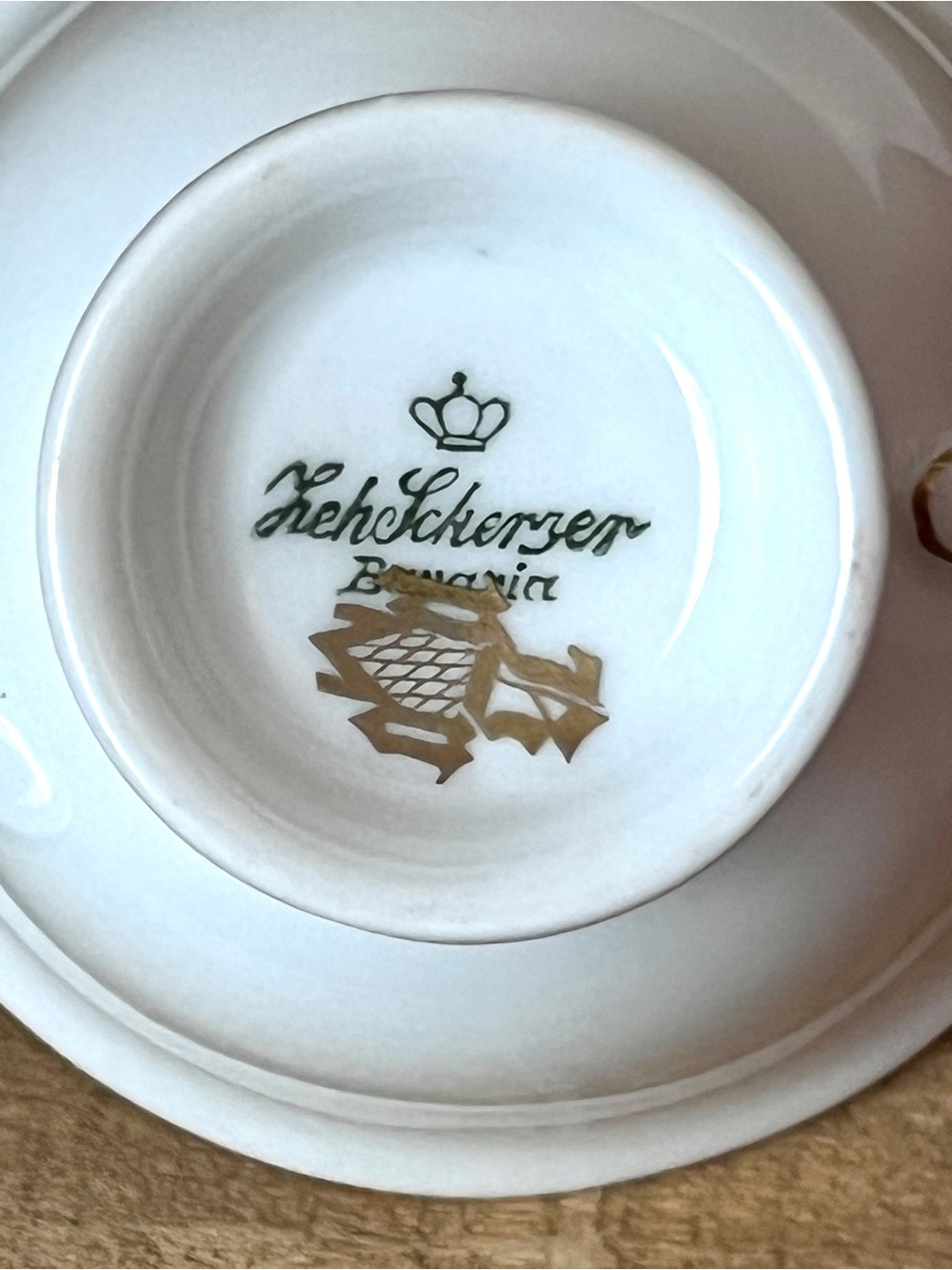 Antique Zeh Scherzer Bavaria Art Deco Teacup & Saucer - Red & Gold - Picture 5 of 6